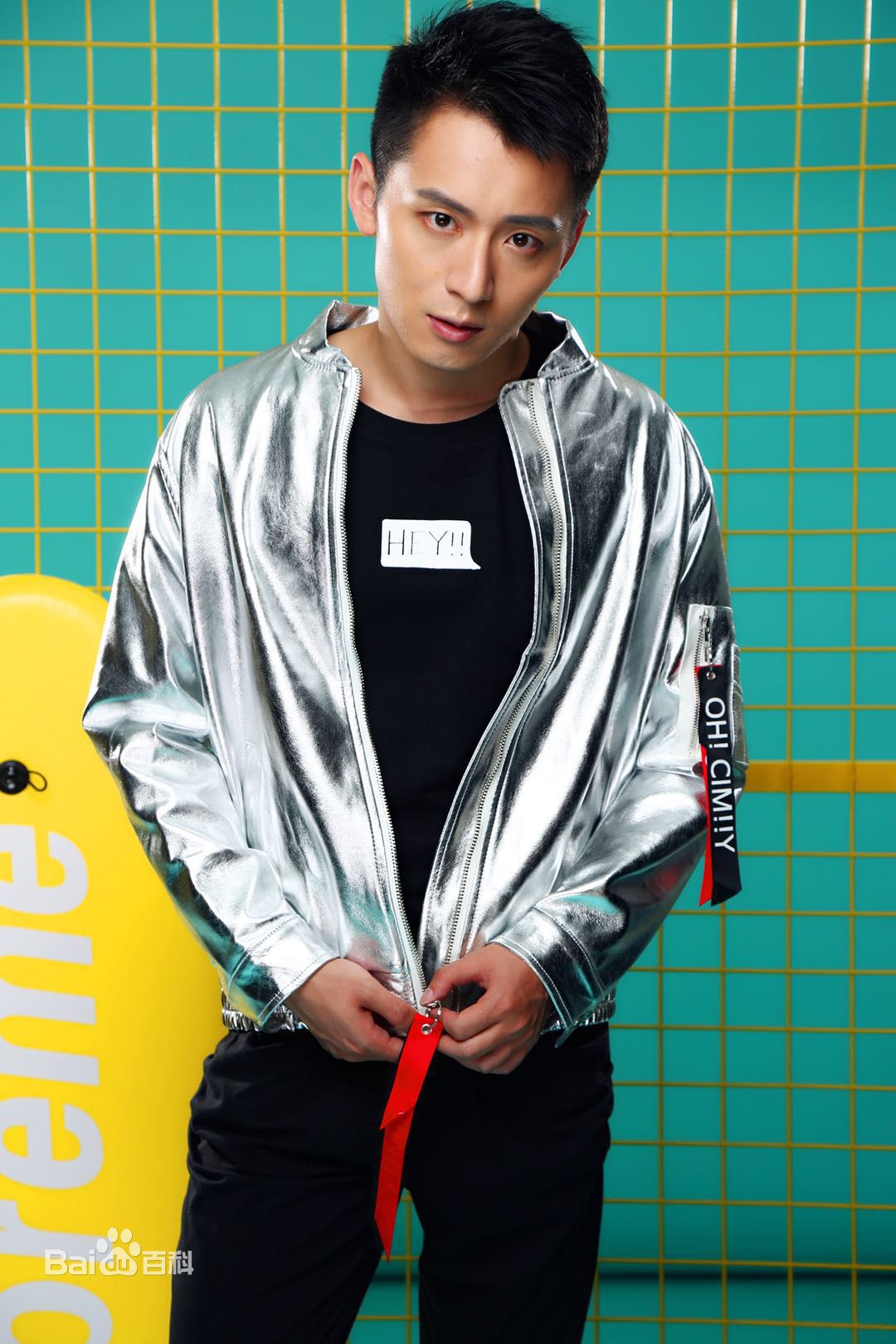 最优质何其炜生活照