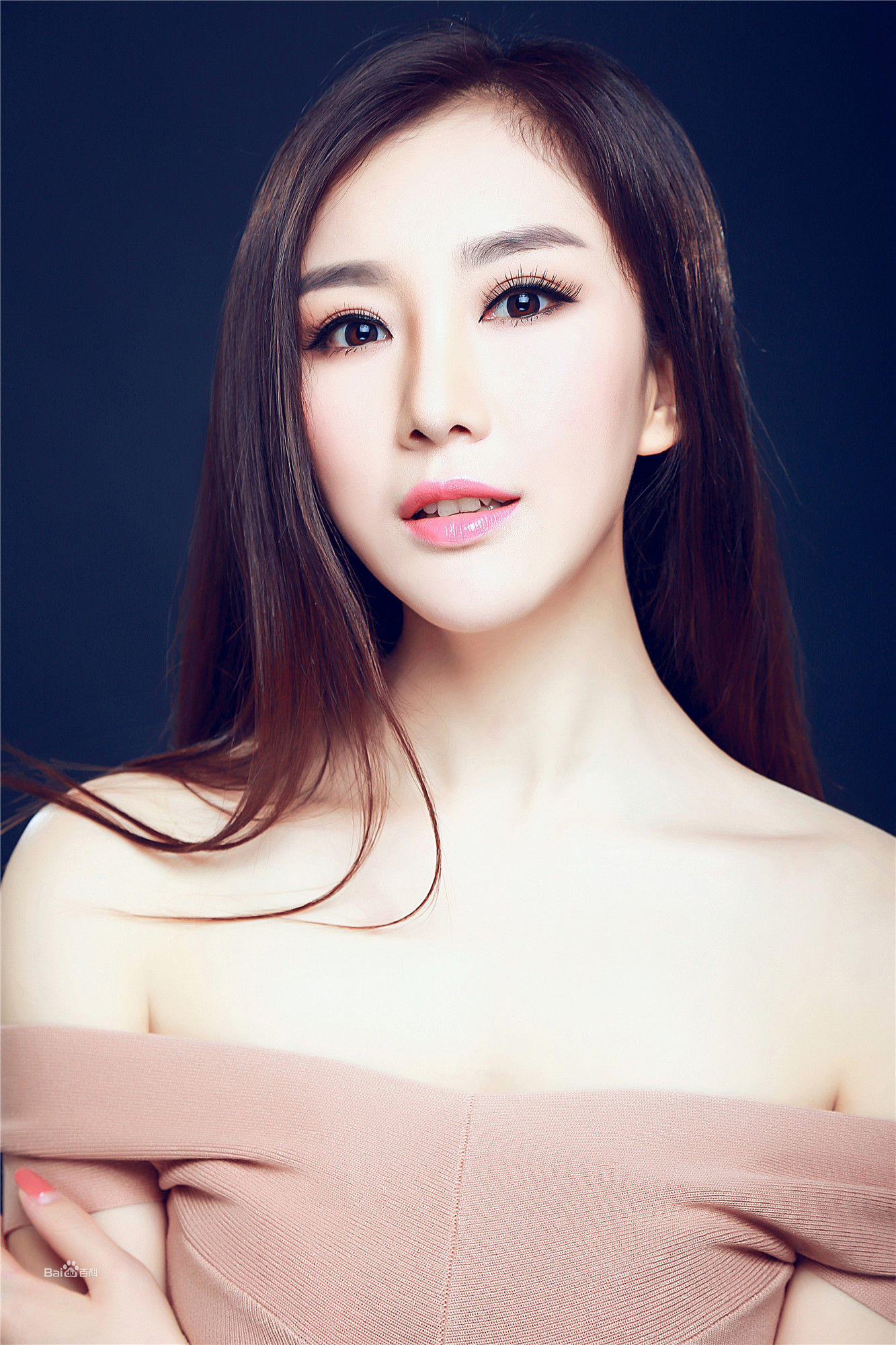 孙丹丹最新清纯壁纸