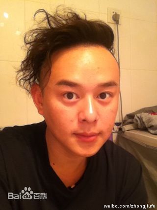 最新钟久夫壁纸