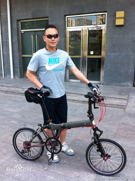 最新钟久夫壁纸