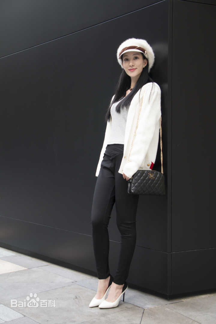 杨采盈(michelle)生活照性感图片图集