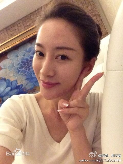 杨采盈(michelle)生活照性感图片图集