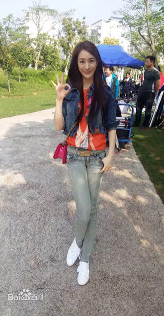 杨采盈(michelle)《裸奔时代》精选剧照