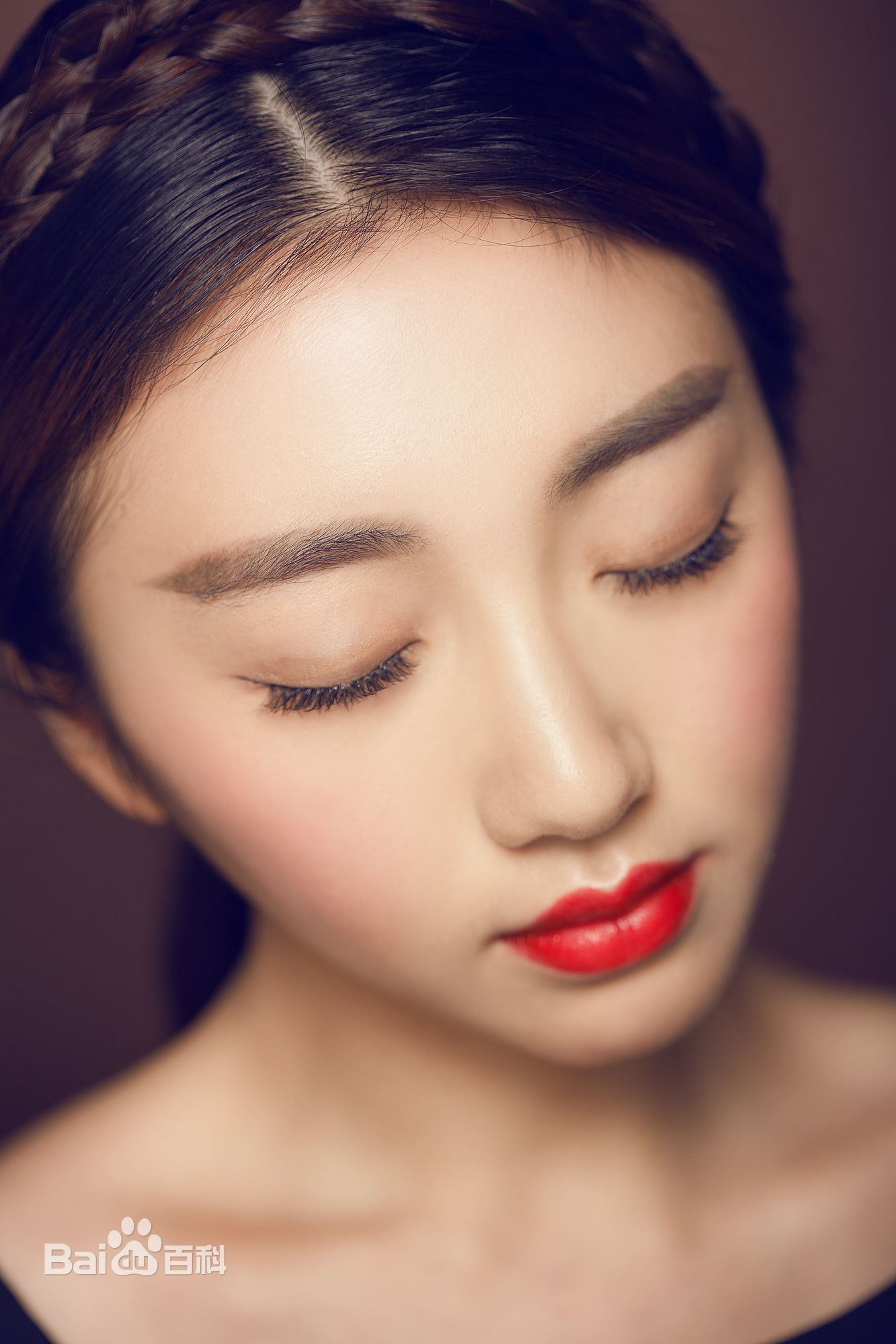 游乐儿(YOYO)妆容照