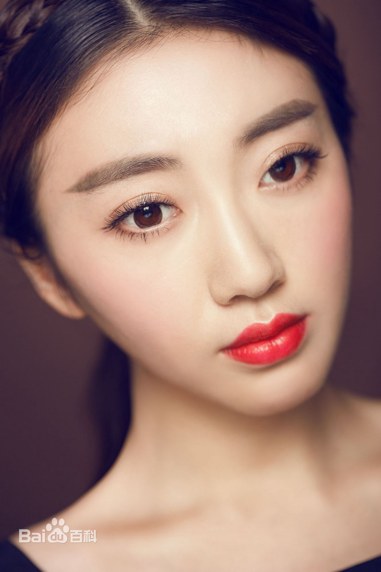 游乐儿(YOYO)妆容照