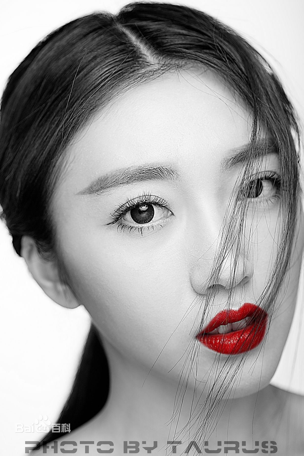 游乐儿(YOYO)妆容照