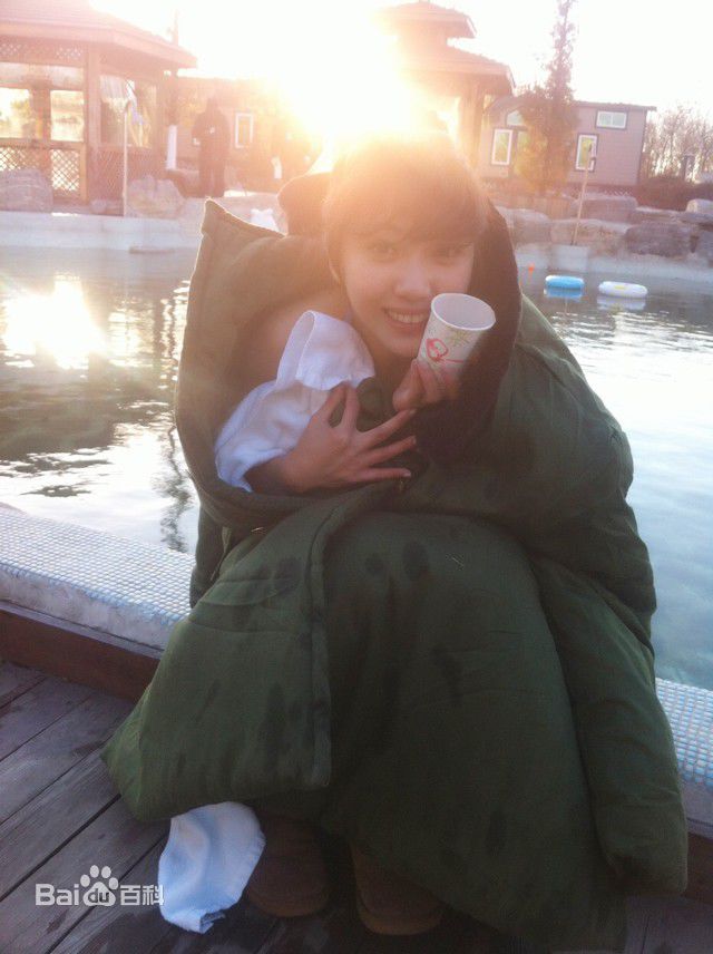 游乐儿(YOYO)拍摄花絮照素颜照相册