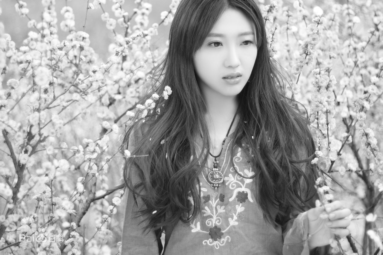 游乐儿(YOYO)最优质黑白相册