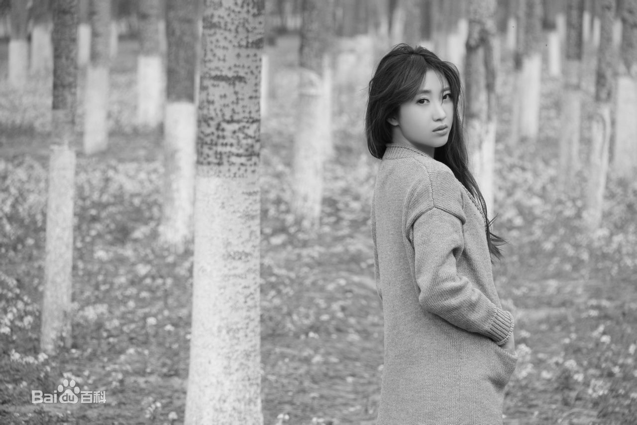 游乐儿(YOYO)最优质黑白相册