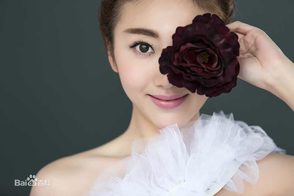 最新游乐儿(YOYO)性感图片