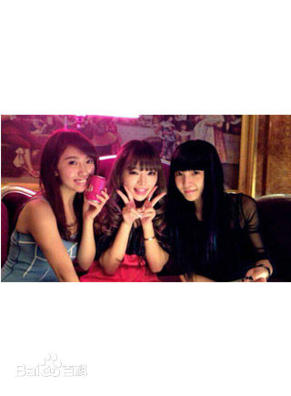 最新游乐儿(YOYO)性感图片