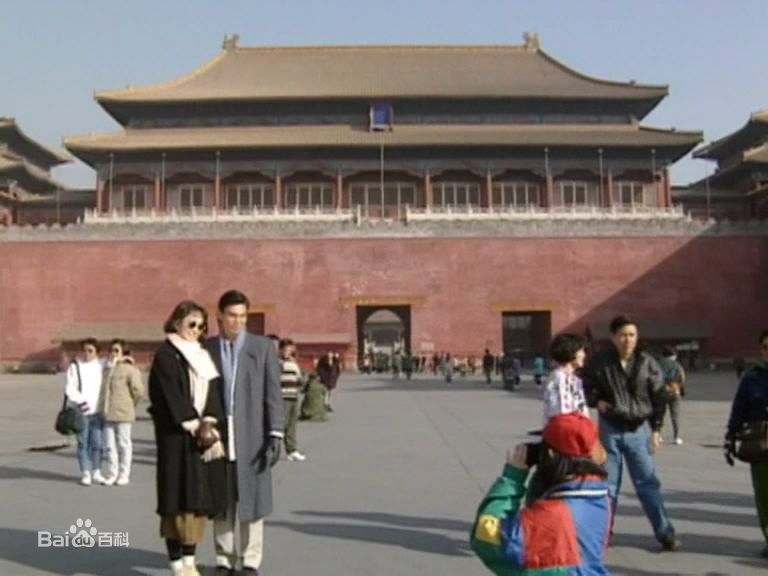 谢韶光(Xie Shaoguang)勇者无惧新传媒二姐及二哥性感图片壁纸