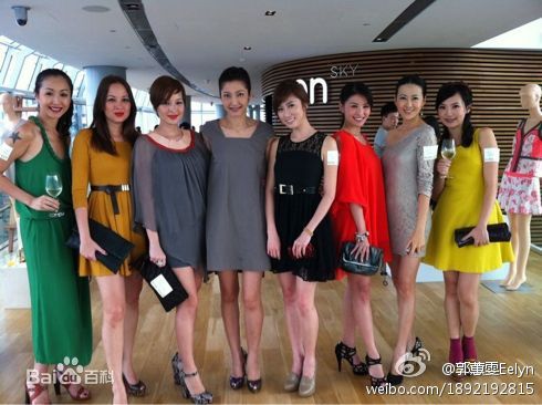 高清黄碧仁图片