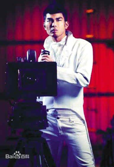 最新陈子谦性感图片