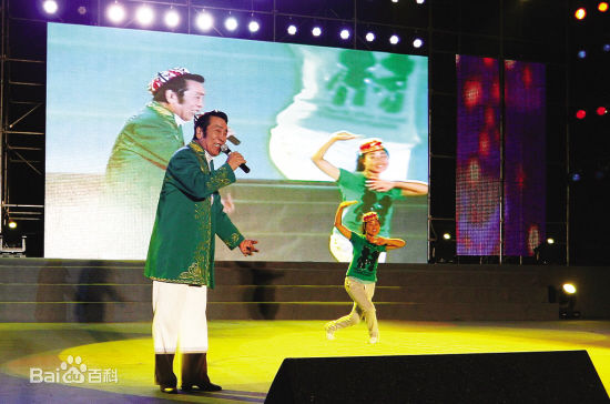 克里木著名尔歌手图片图册