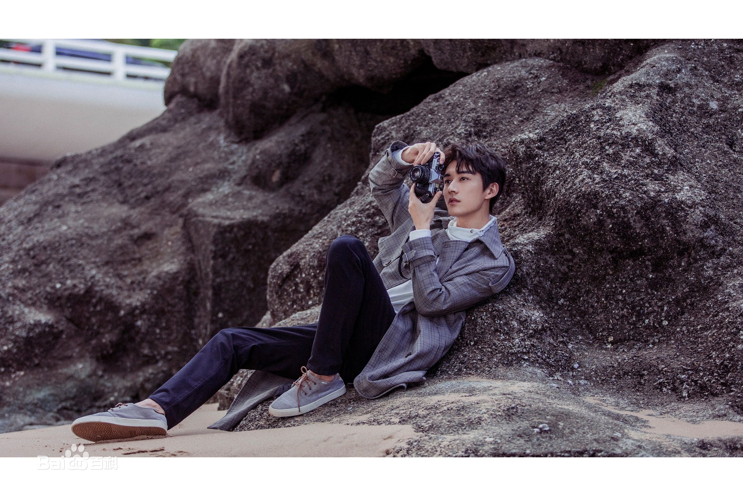 刘学义海边街拍