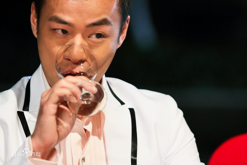 黄俊淇新月魅影 生活照相册