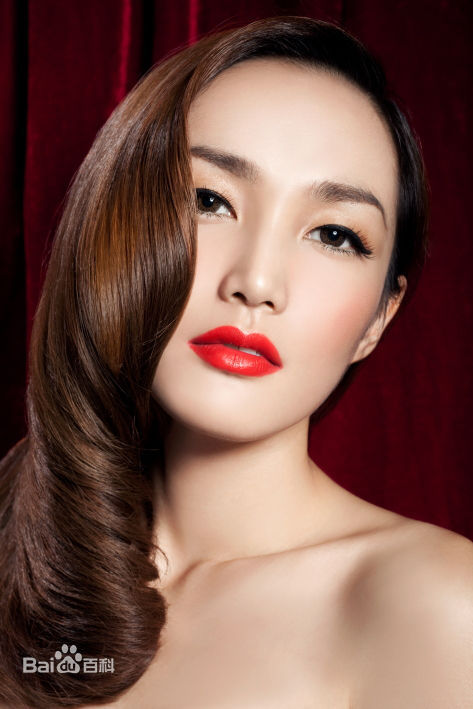 最全周泓(Jessie Zhou)精彩图册