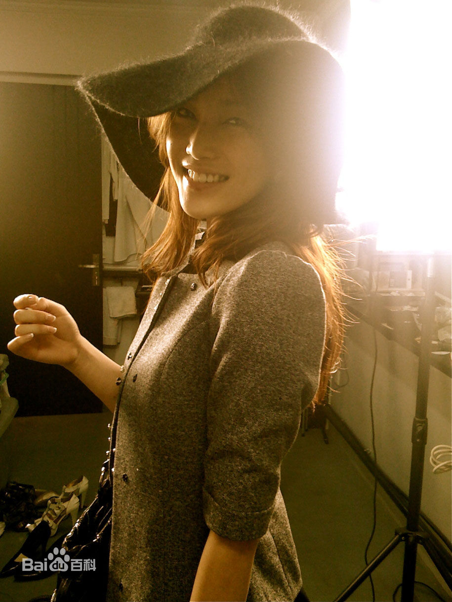 最全周泓(Jessie Zhou)精彩图册