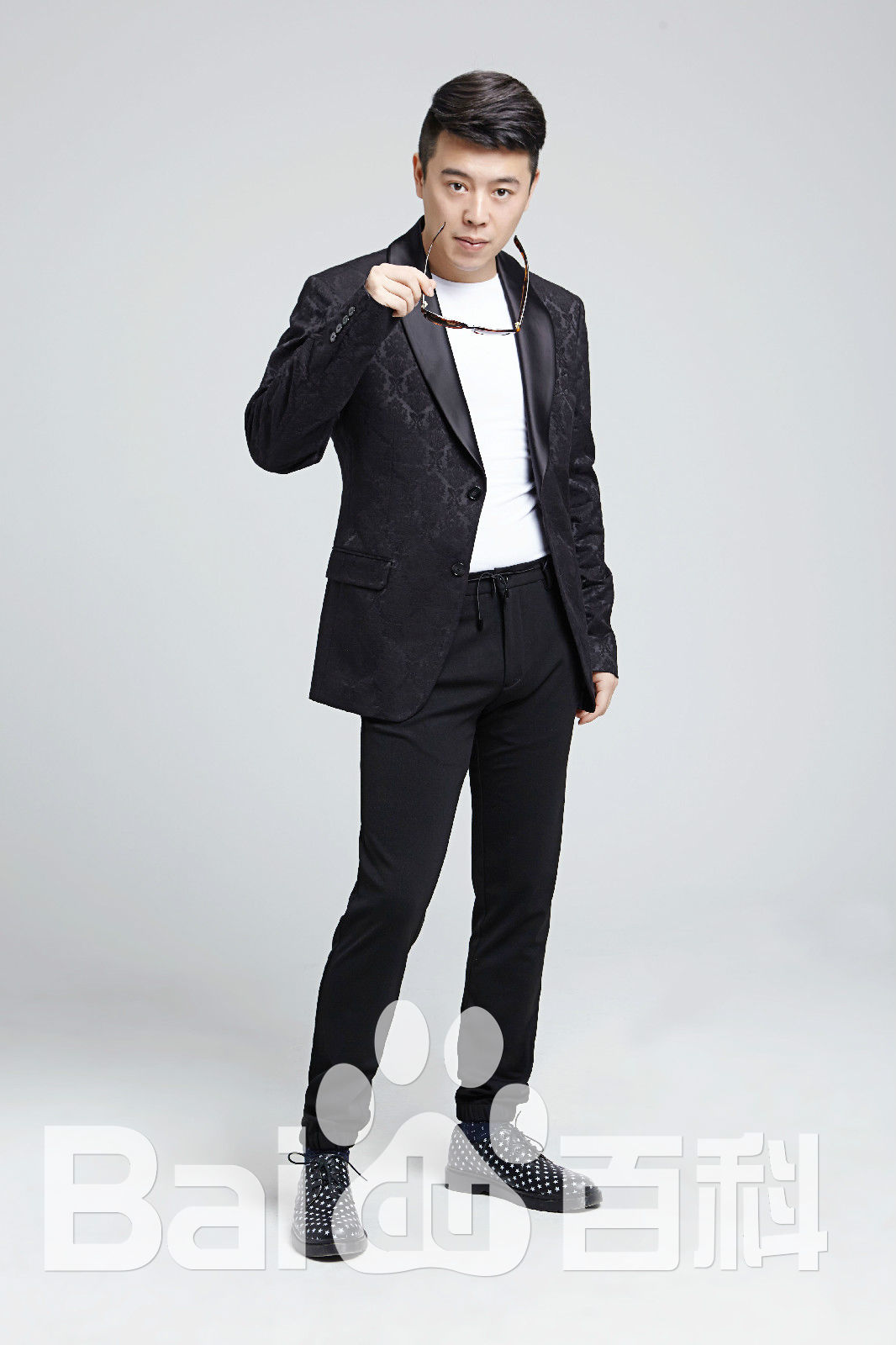 屠夏岩(Tom)最新剧照