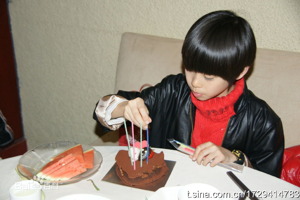 段旭宇(Allen)  小时候性感图片图集