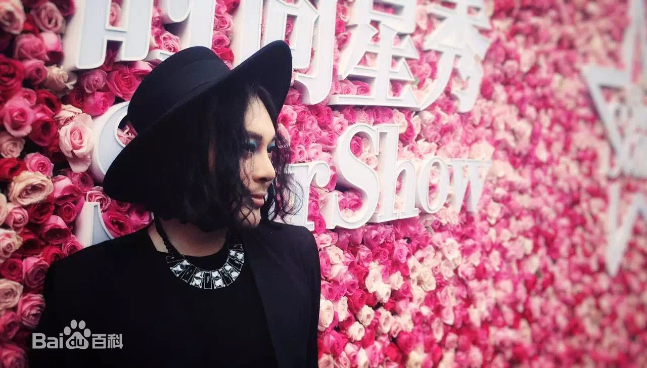 缪艺豪(Miaomiao)发布会现场图片图集