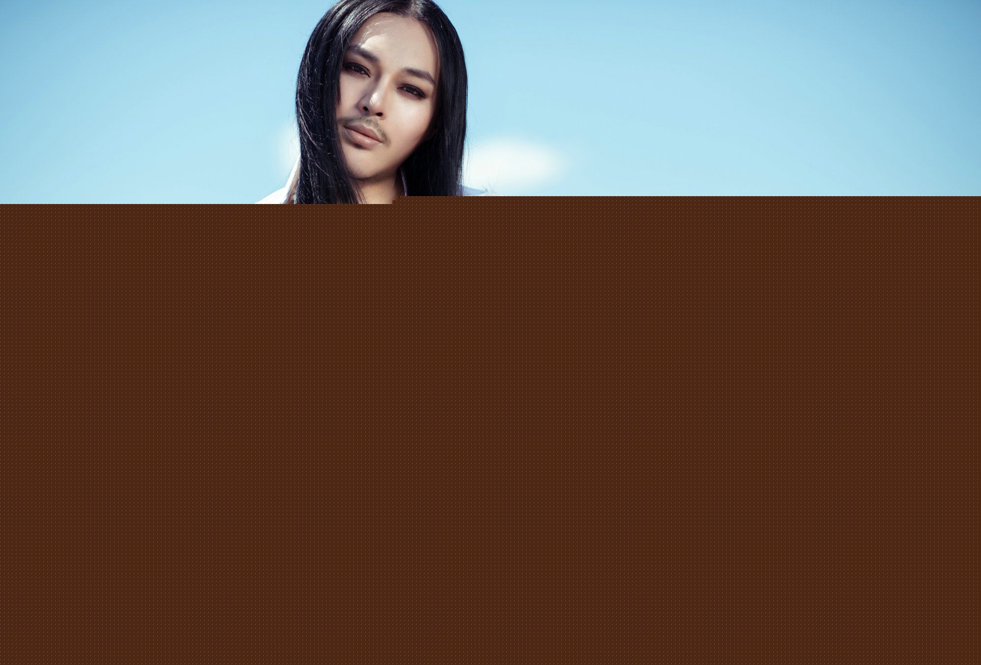 缪艺豪(Miaomiao)巴黎街拍性感图片图集