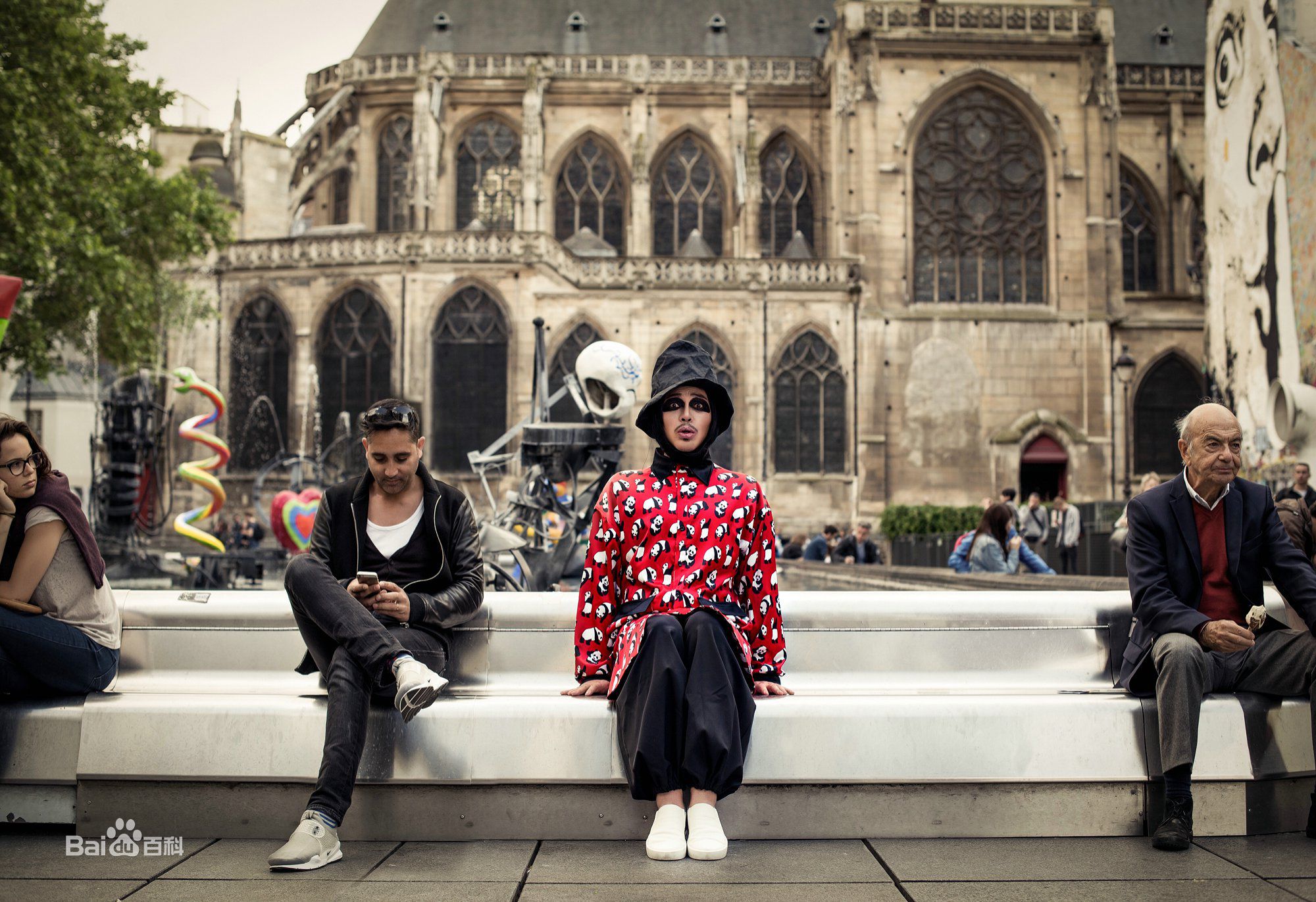 缪艺豪(Miaomiao)巴黎街拍性感图片图集