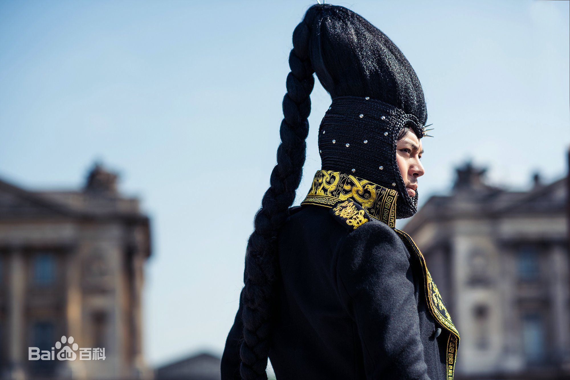 缪艺豪(Miaomiao)巴黎街拍性感图片图集