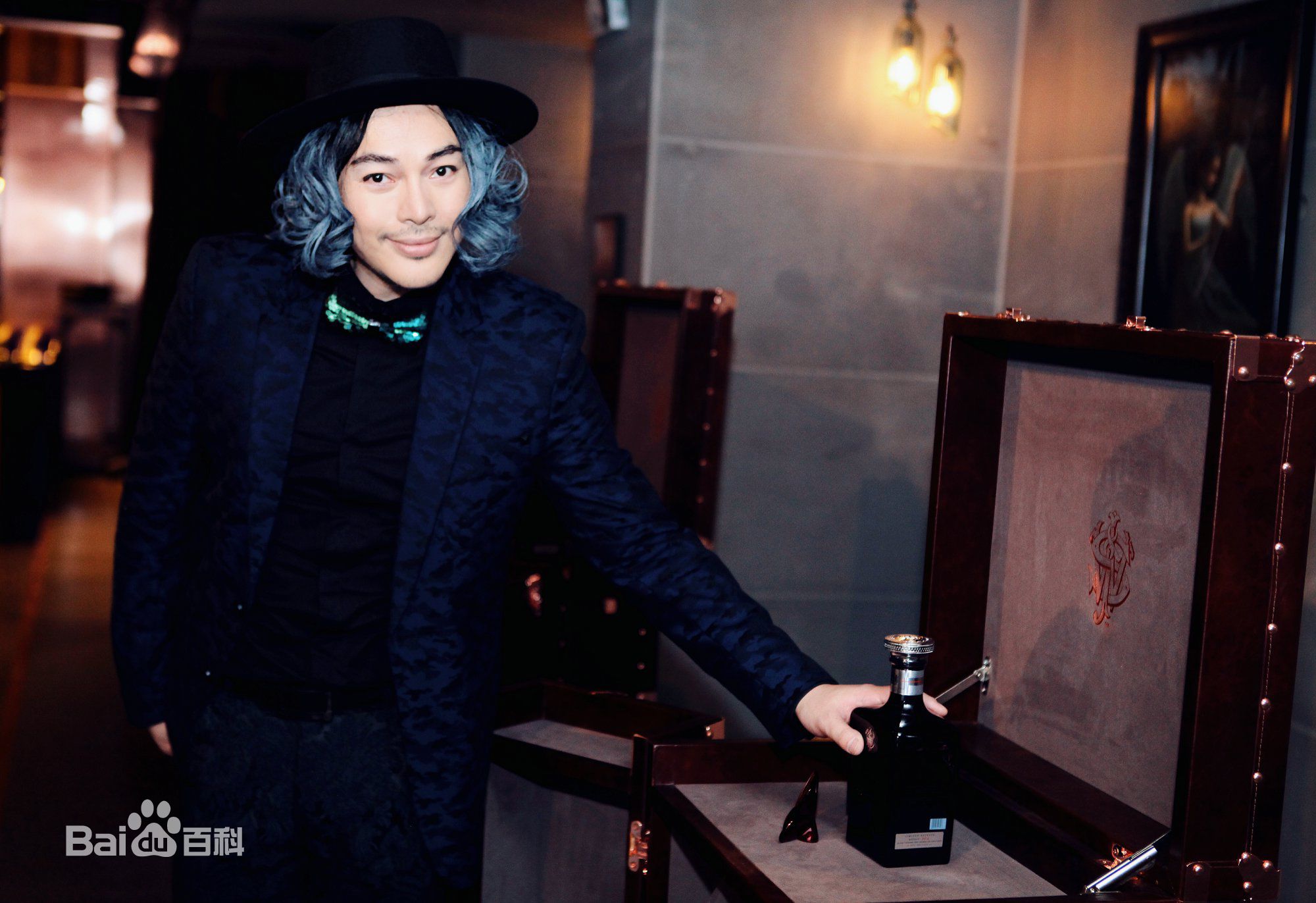 缪艺豪(Miaomiao)综艺秀及合影性感图片图集