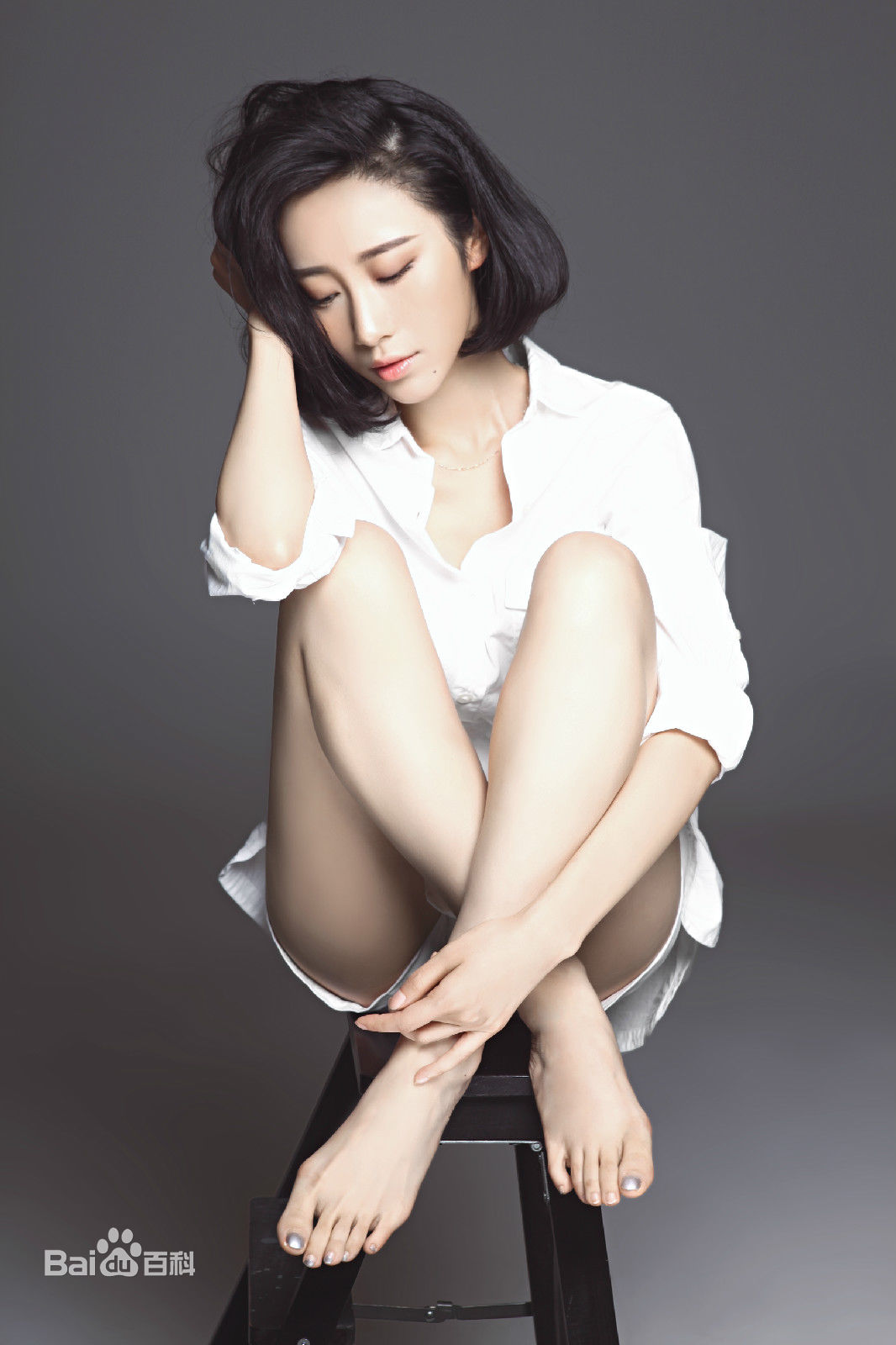 徐荷媛(Hellen)最新照片前后照片