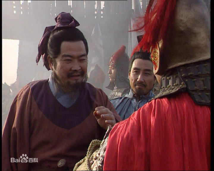 祝士彬饰演的庞统前后照片