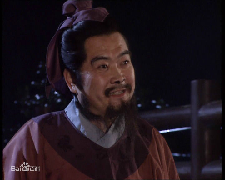 祝士彬饰演的庞统前后照片