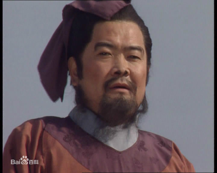 祝士彬饰演的庞统前后照片