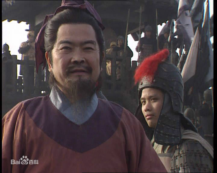 祝士彬饰演的庞统前后照片