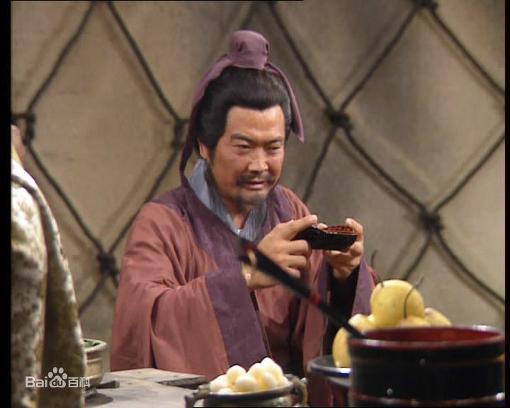 祝士彬饰演的庞统前后照片