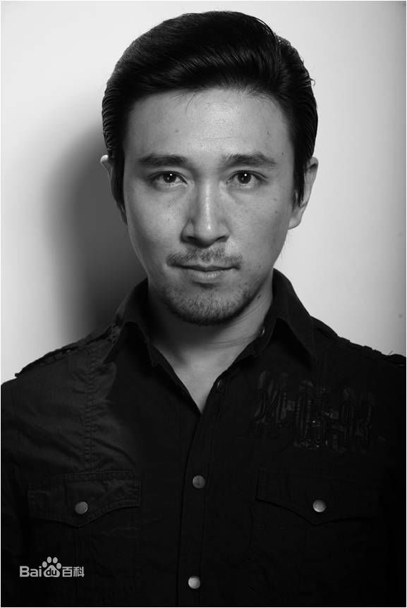 最新周琳皓性感图片