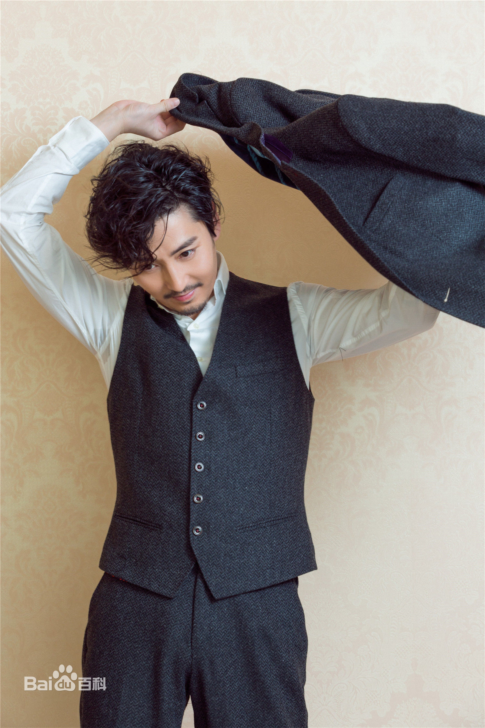 王泷正高清图集