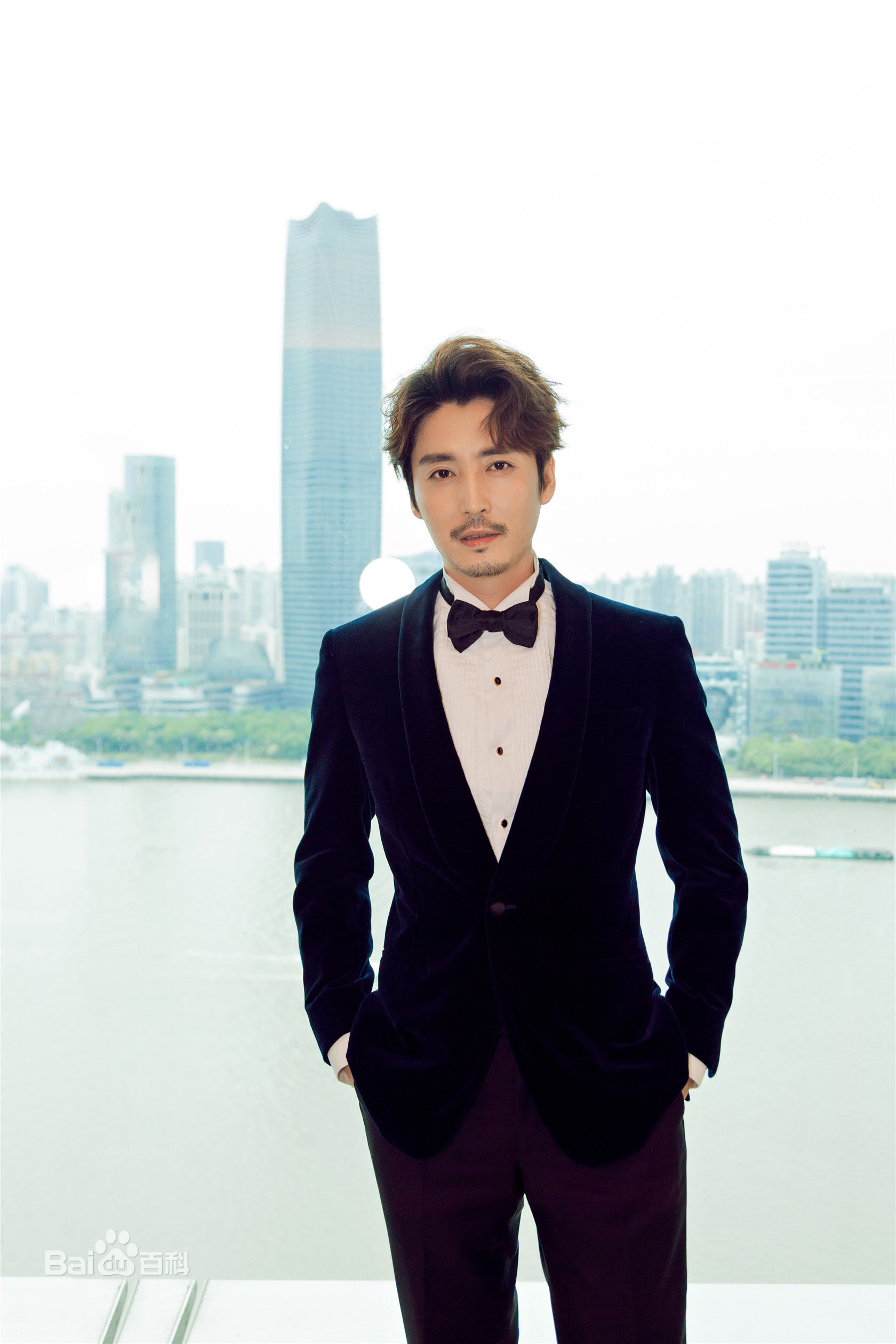 王泷正高清图集