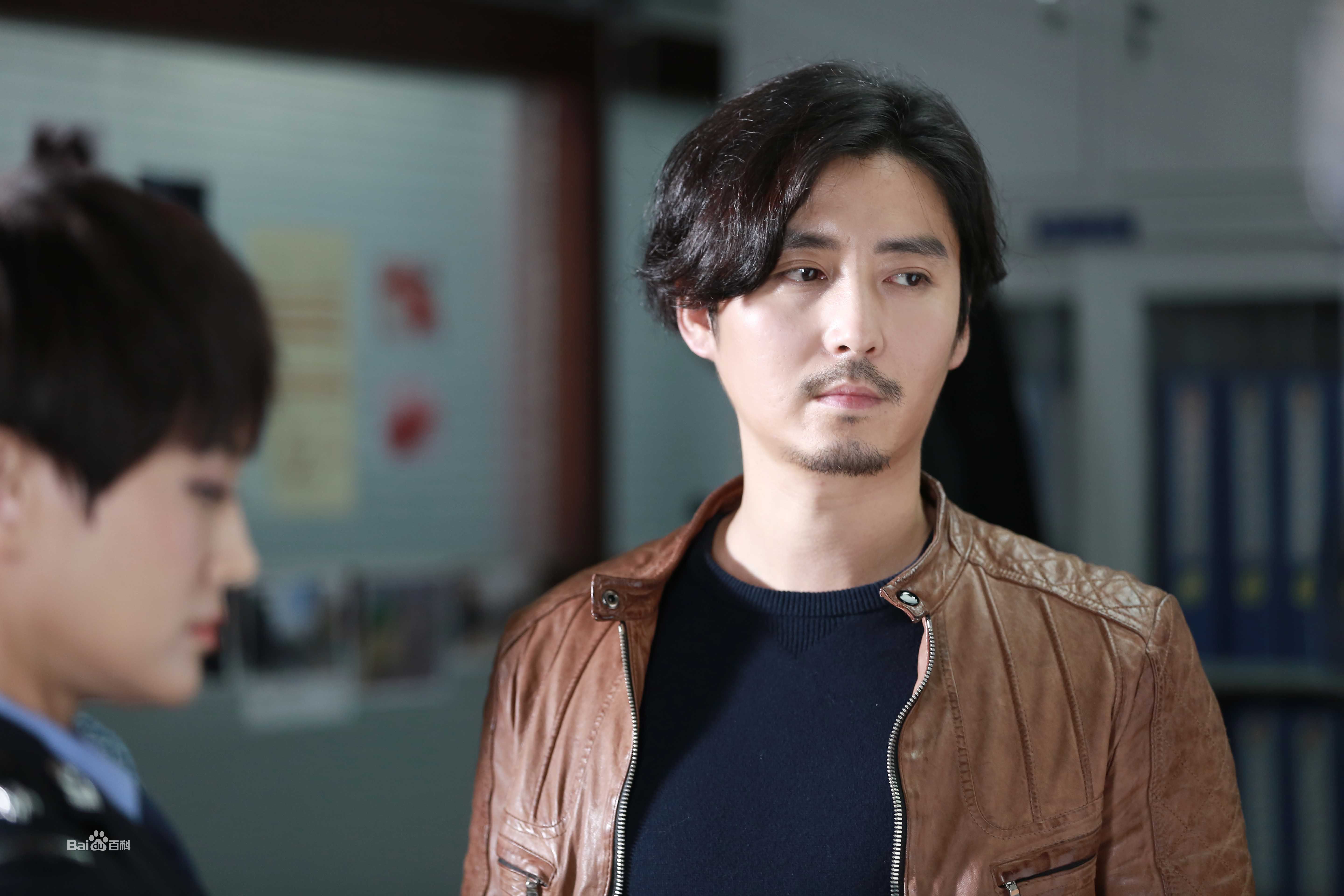 王泷正《白夜追凶》剧照