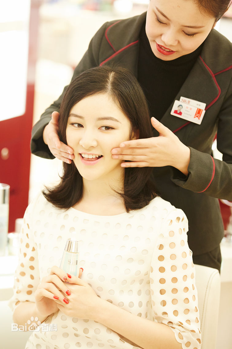 崔心心活动照图片图集