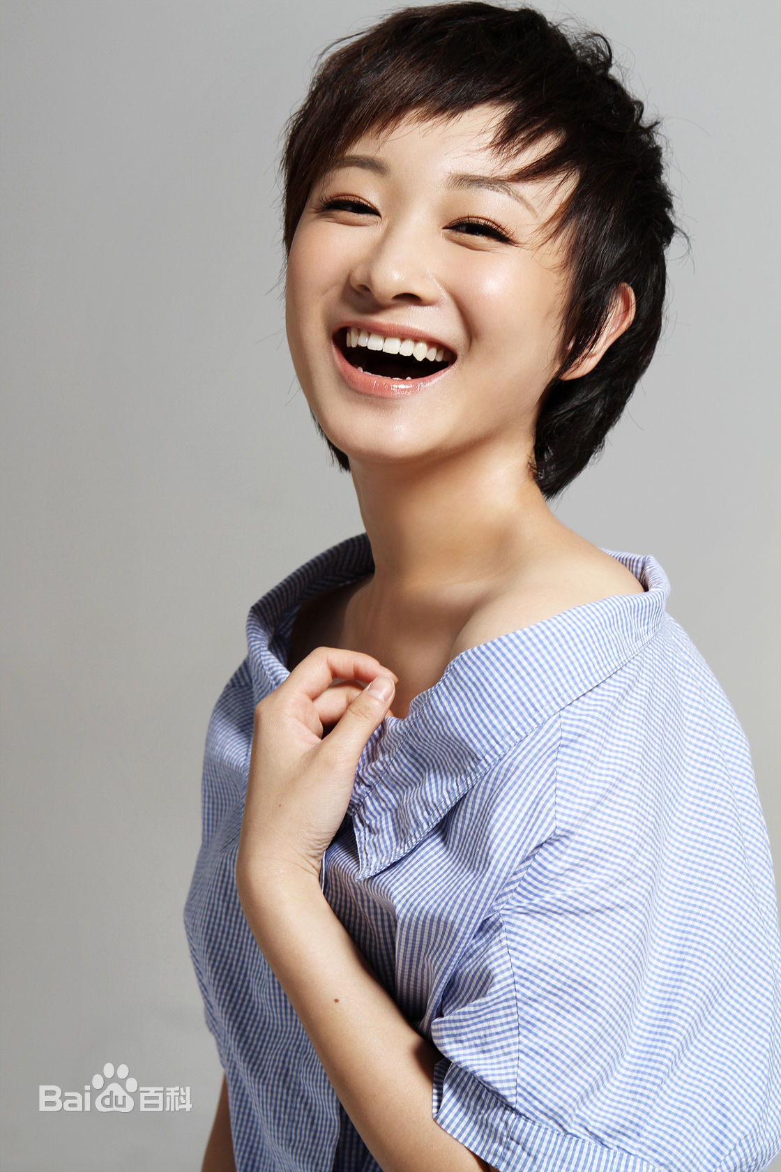 最新霍泥芳壁纸