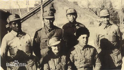 王平抗日战争时期的生活照