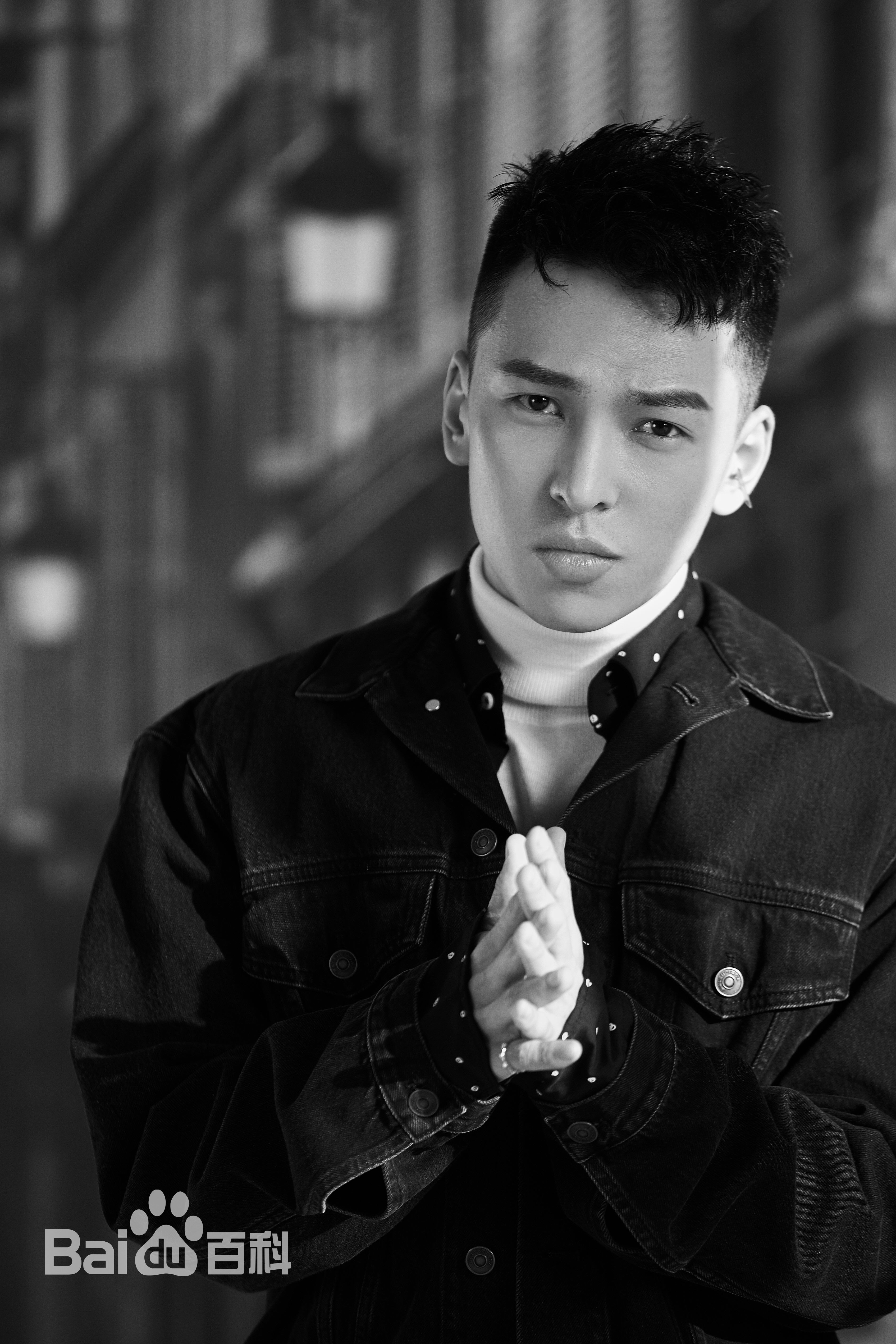 蒋雪鸣最优质照相册