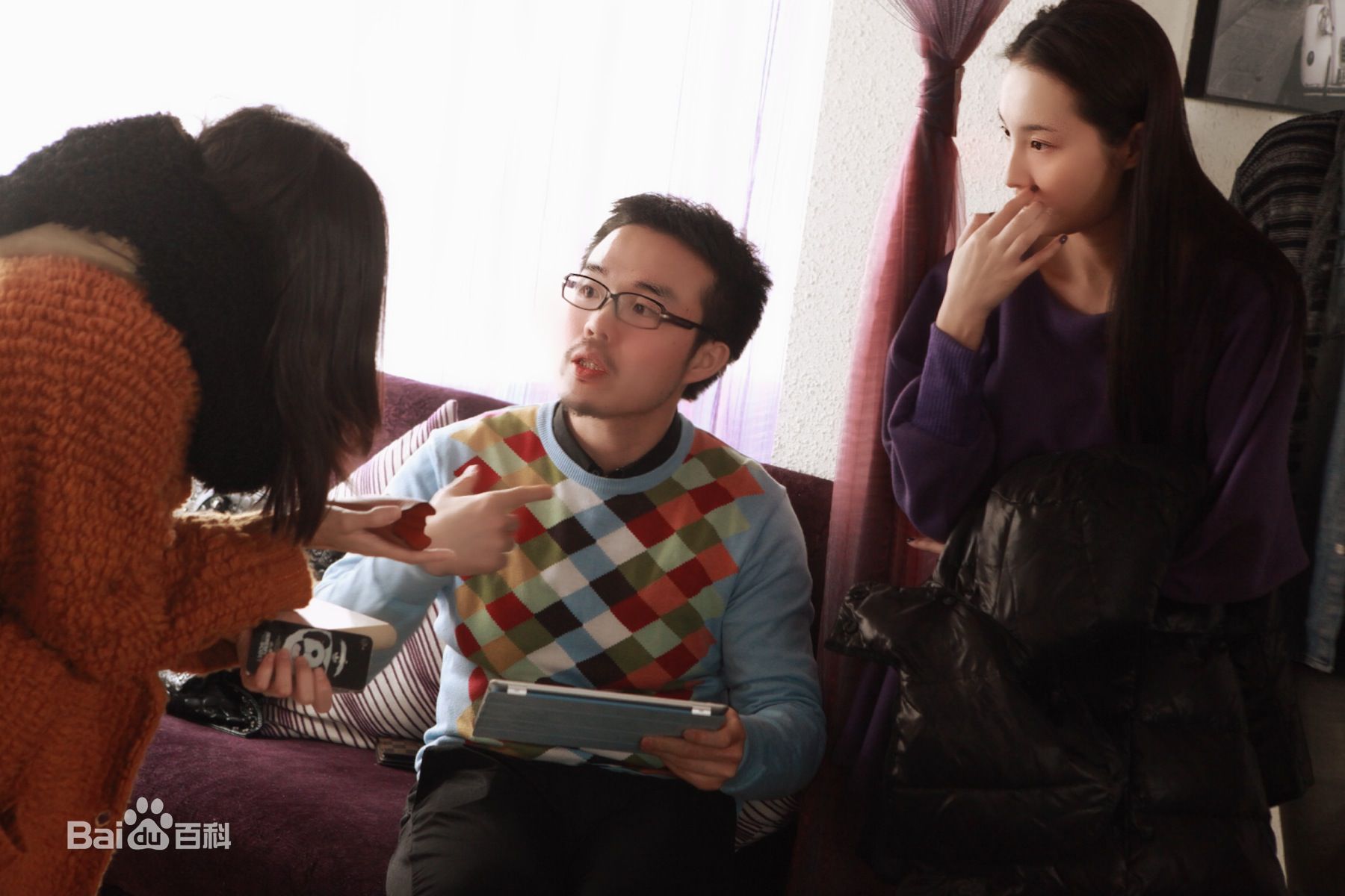 最新解航(Eddie Tse)在电影《死亡派对》工作照中的图集