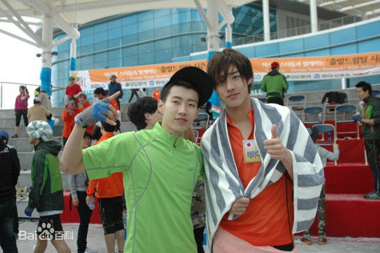 寺田拓哉(Terada Takuya / てらだ たくや / )出发梦之队素颜照壁纸