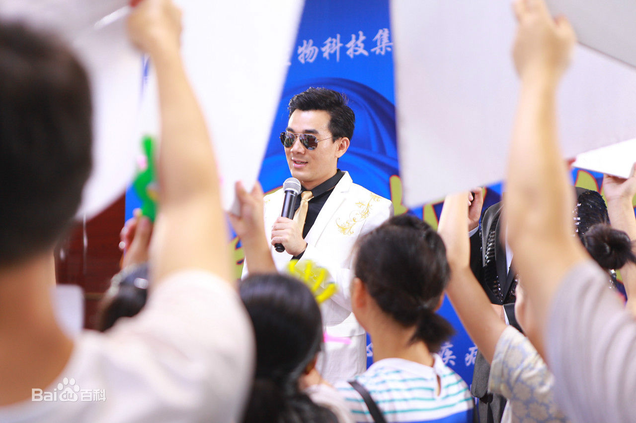 黄成麟(Huang Chenglin)剧照