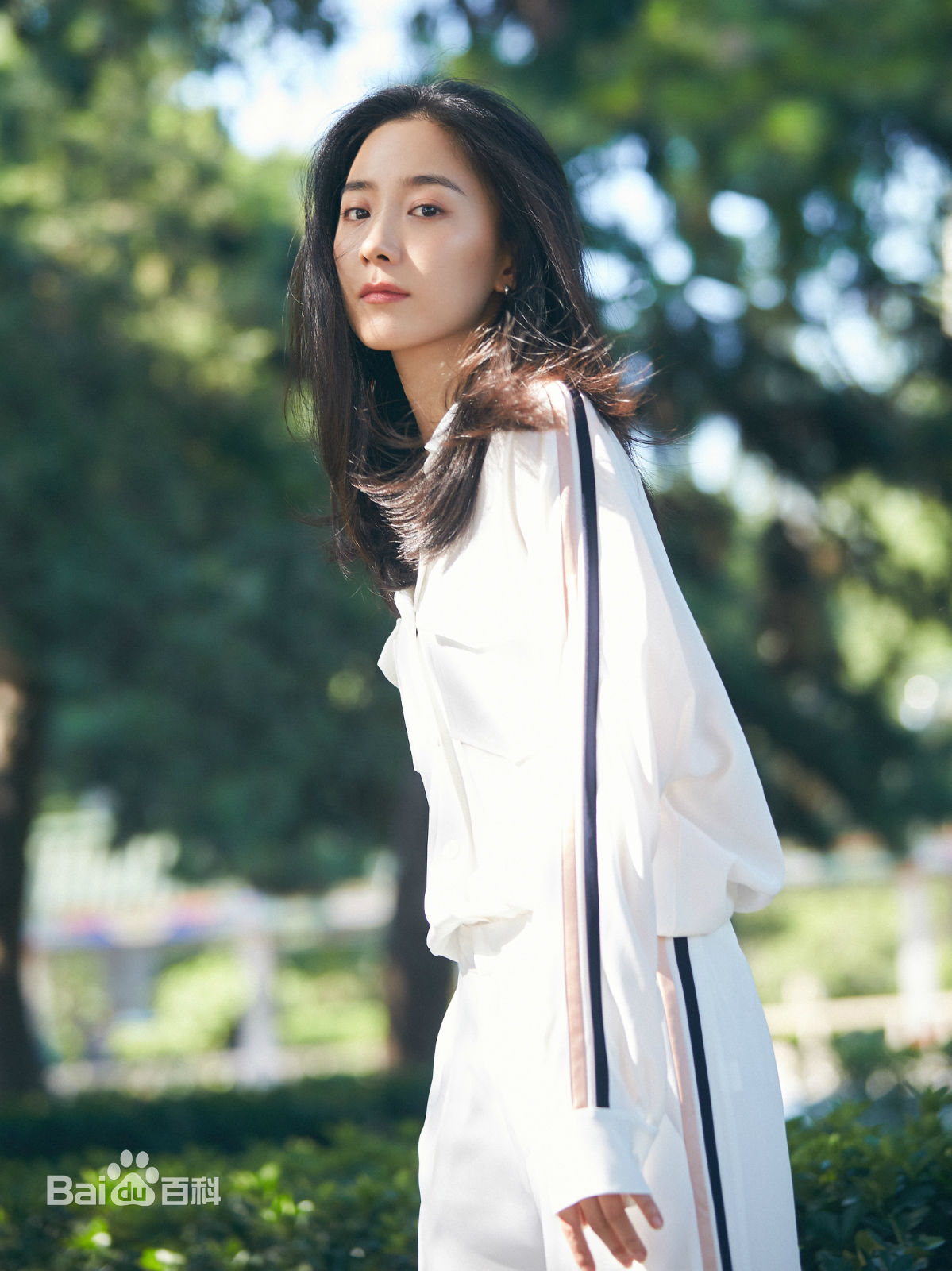 朱颜曼滋精选照图册