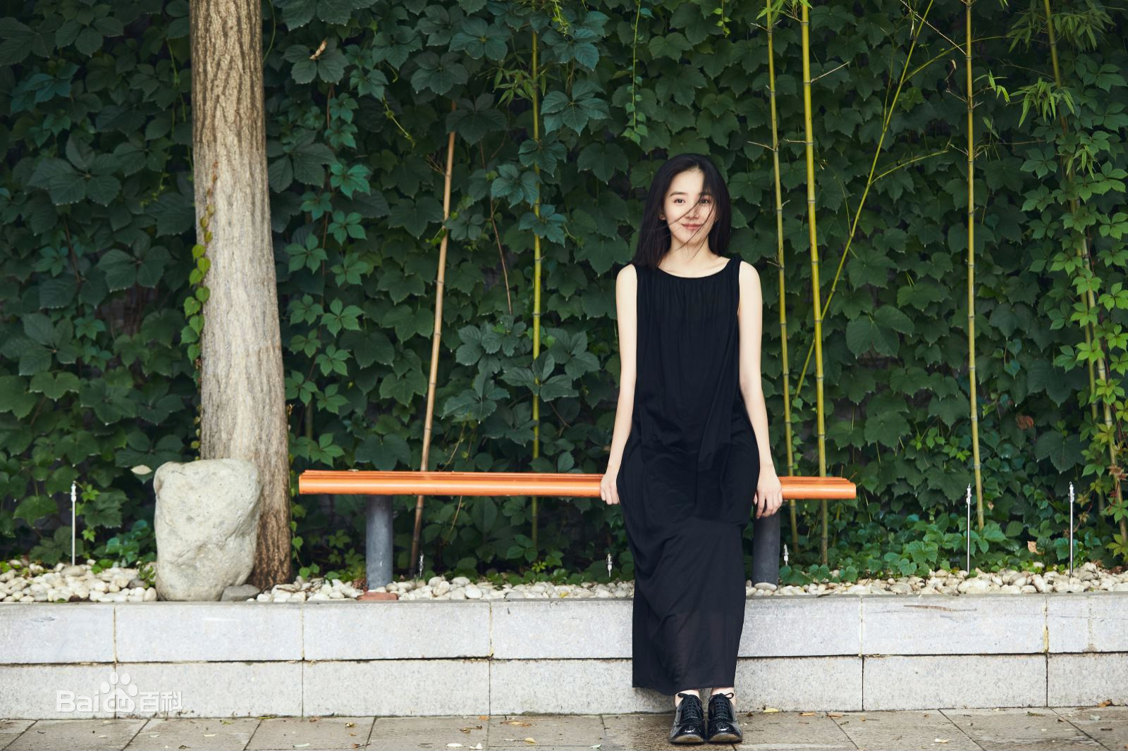 朱颜曼滋精选照图册