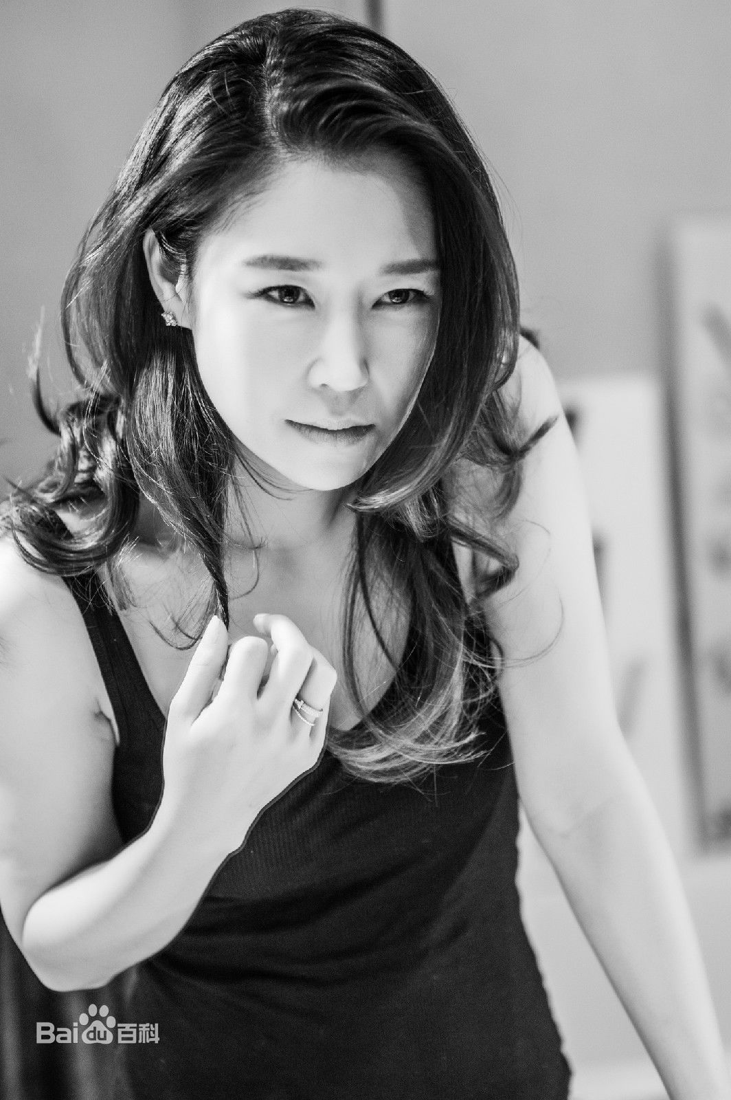 余思潞(Josephine)TMN广告裸图清澈水溶系列壁纸壁纸